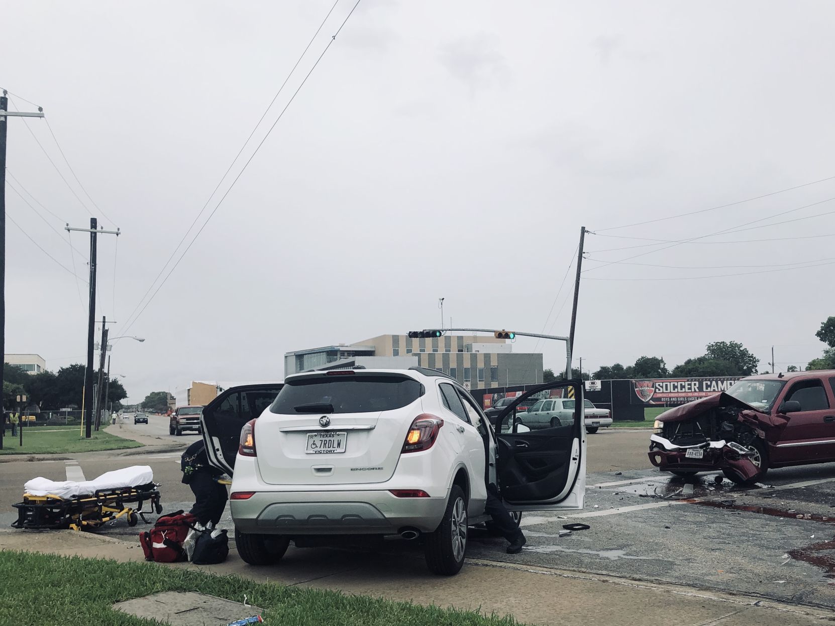 Victoria driver ran red light, caused two-vehicle crash, police say